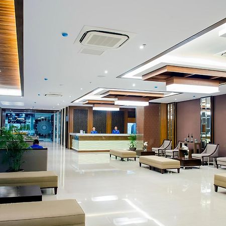 Tara Hotel Yogyakarta Tugu Luaran gambar