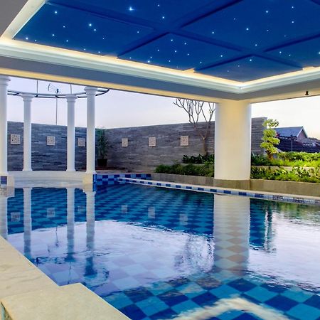 Tara Hotel Yogyakarta Tugu Luaran gambar
