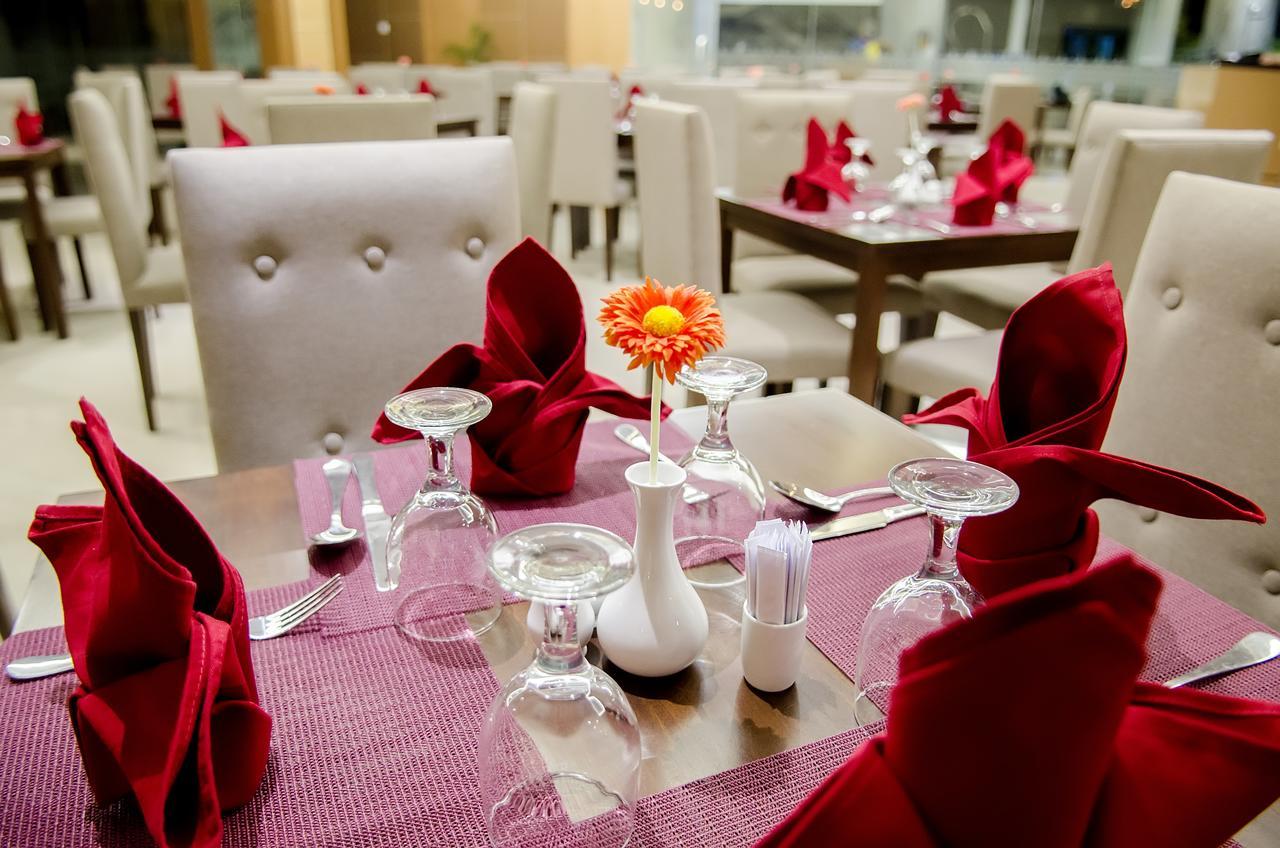 Tara Hotel Yogyakarta Tugu Luaran gambar