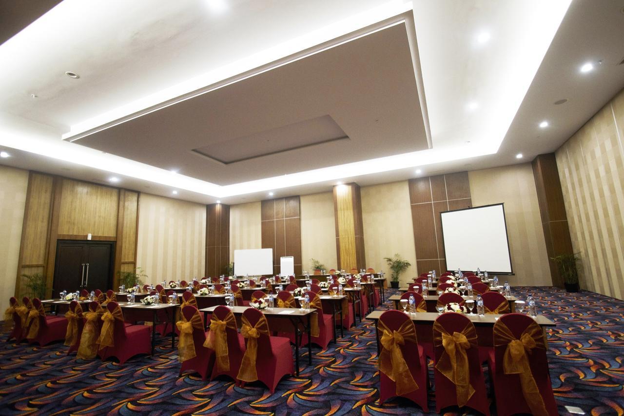 Tara Hotel Yogyakarta Tugu Luaran gambar