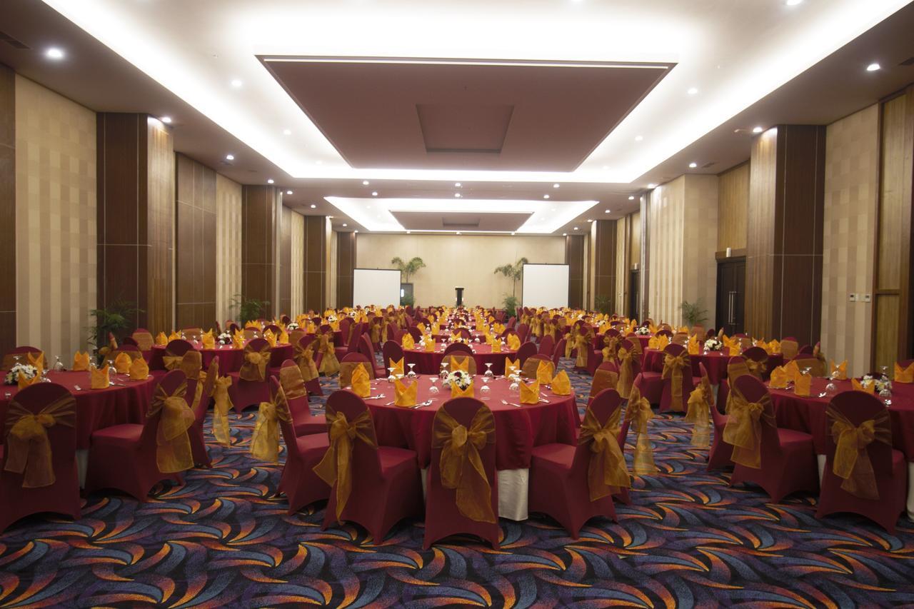 Tara Hotel Yogyakarta Tugu Luaran gambar