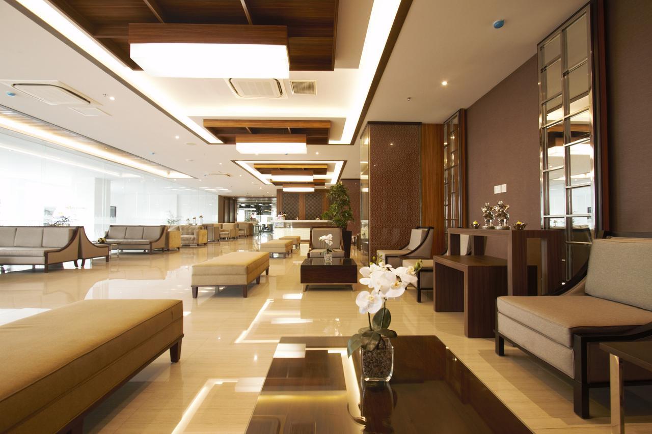 Tara Hotel Yogyakarta Tugu Luaran gambar