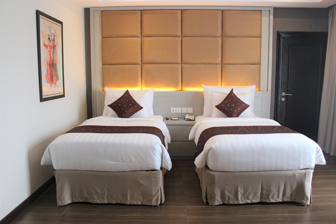 Tara Hotel Yogyakarta Tugu Luaran gambar