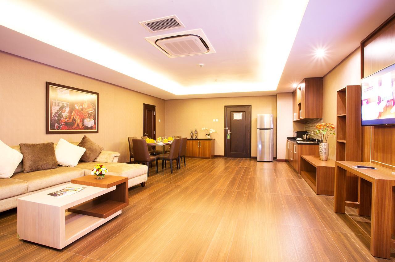Tara Hotel Yogyakarta Tugu Luaran gambar