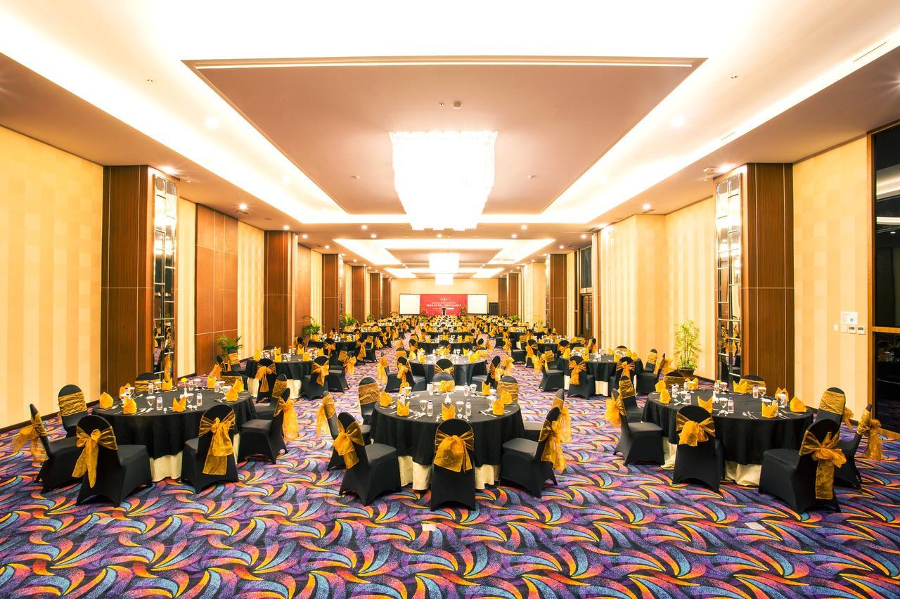 Tara Hotel Yogyakarta Tugu Luaran gambar